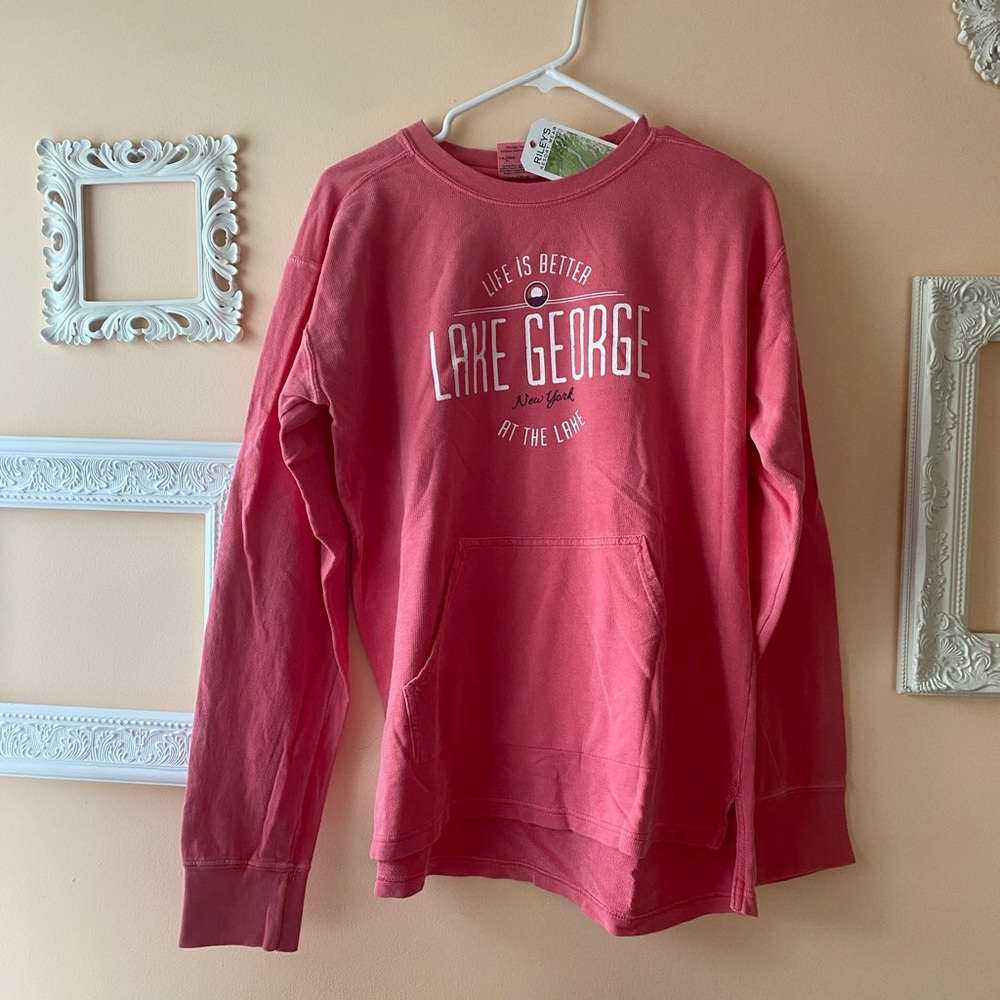 NWT Pink Lake George Light Sweatshirt Size Medium